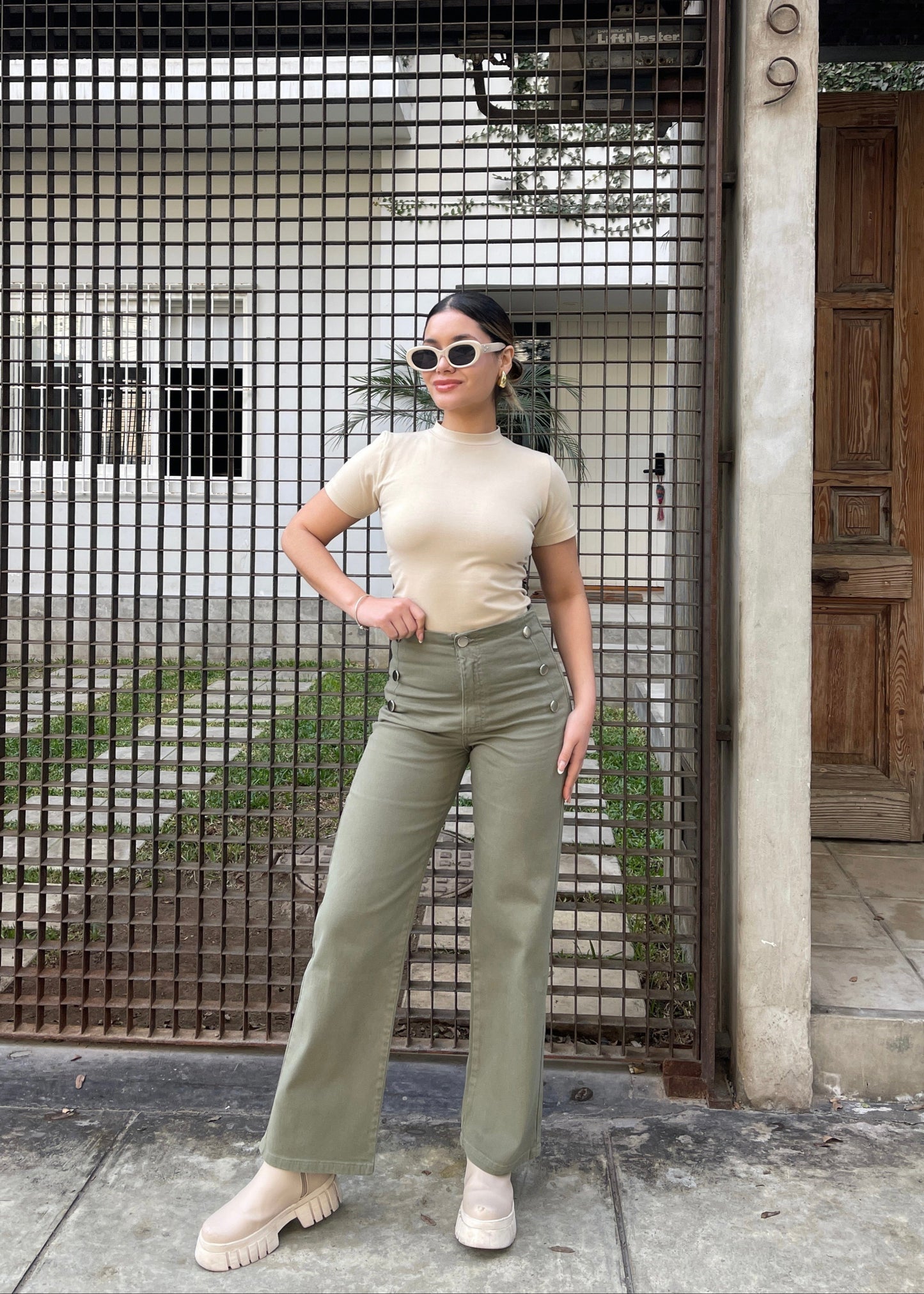 Basic London Beige